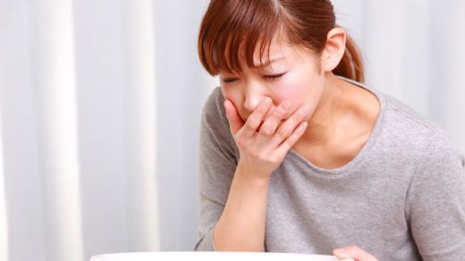 Şiddetli Karın Ağrısı Mide Bulantısı Nedenleri?