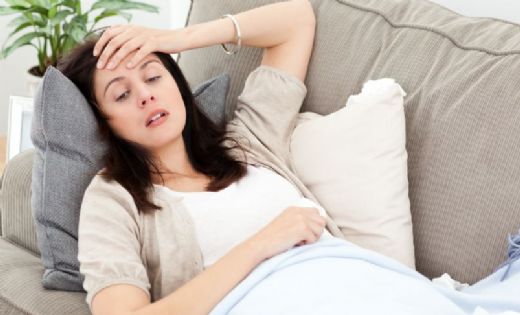 Sürekli Baş Ağrısı Mide Bulantısı Belirtileri ve Tedavisi